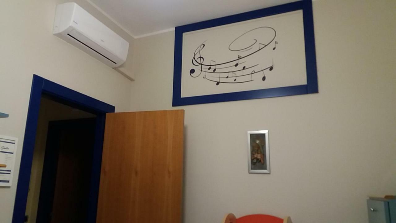 B&B Nonna Giulia Bernalda Buitenkant foto