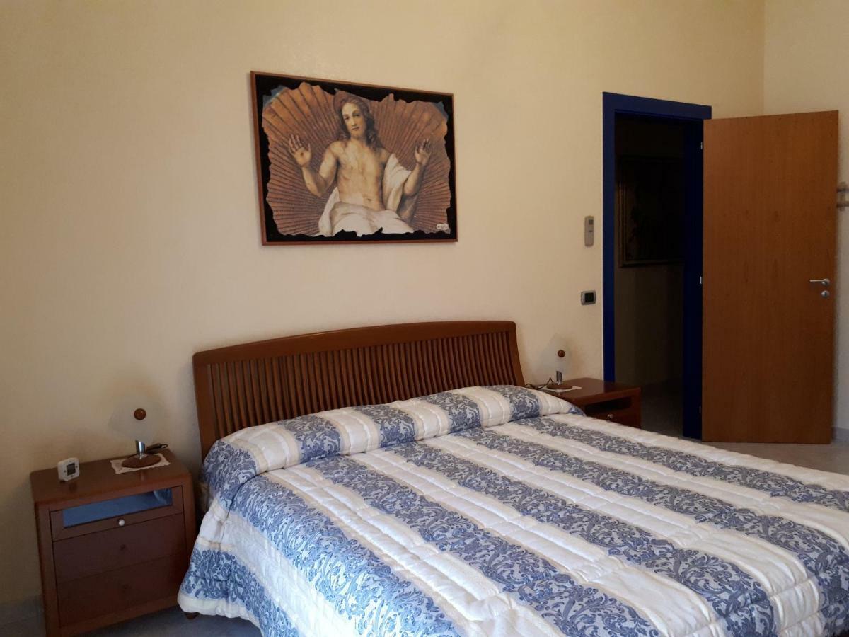 B&B Nonna Giulia Bernalda Buitenkant foto